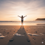 Eine Person tankt Kraft in der Natur als Symbol für erfolgreiche Burnout-Prävention.